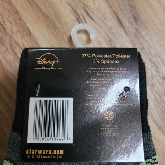 2 Pair of Men's 6-12 Star Wars Mandandrian Socks - Picture 4 of 4